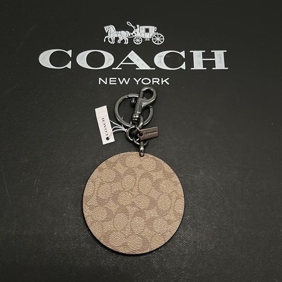 Coach Key Fob In colorblock Signature canvas with coach Stamp ce673 - Picture 6 of 7